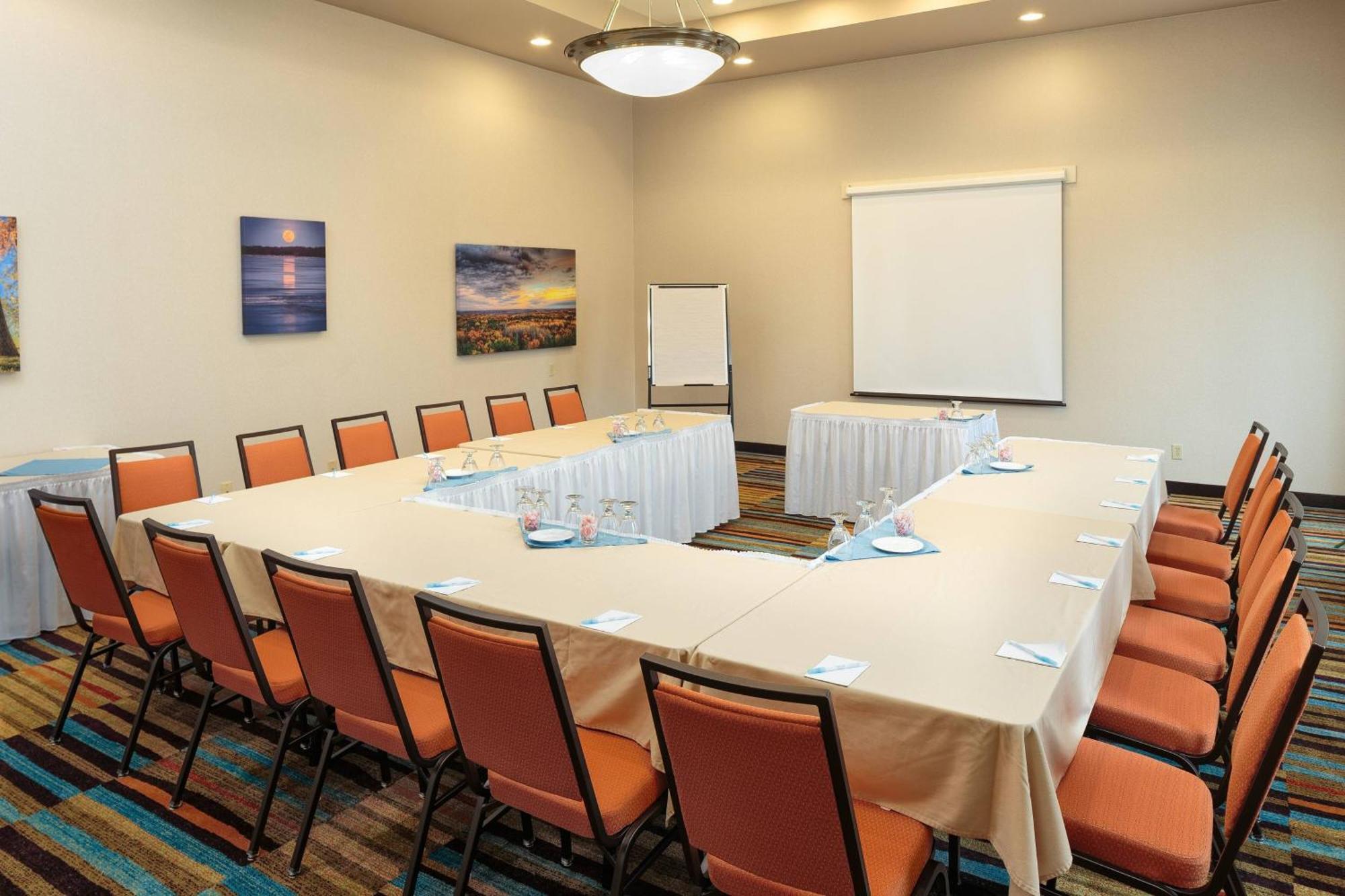 Fairfield Inn & Suites by Marriott Belleville Extérieur photo