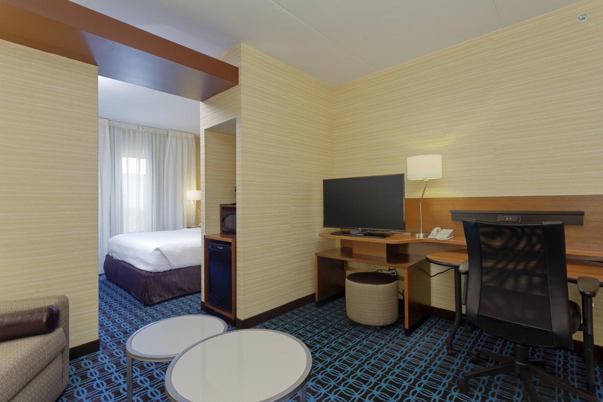 Fairfield Inn & Suites by Marriott Belleville Extérieur photo