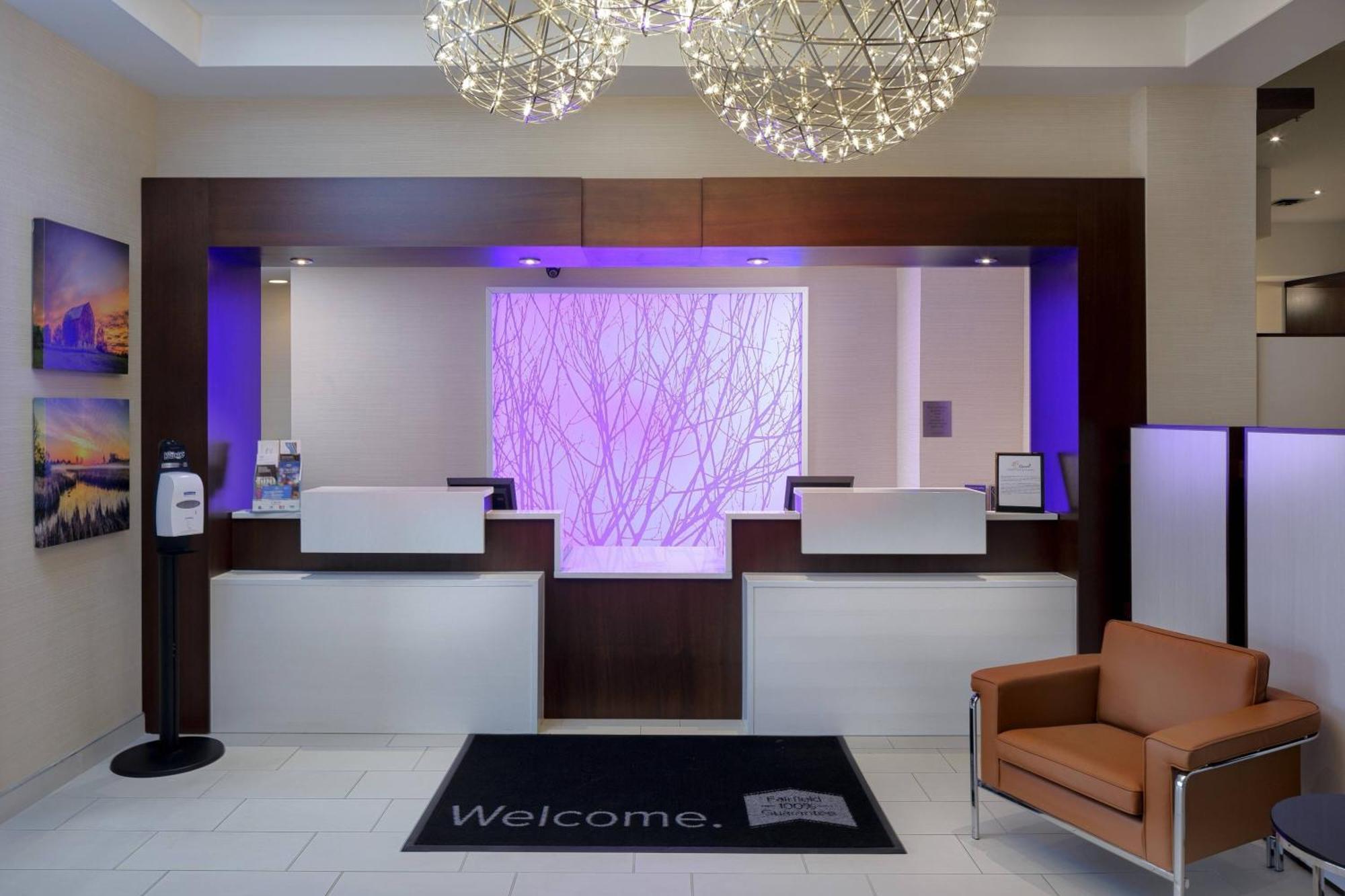 Fairfield Inn & Suites by Marriott Belleville Extérieur photo