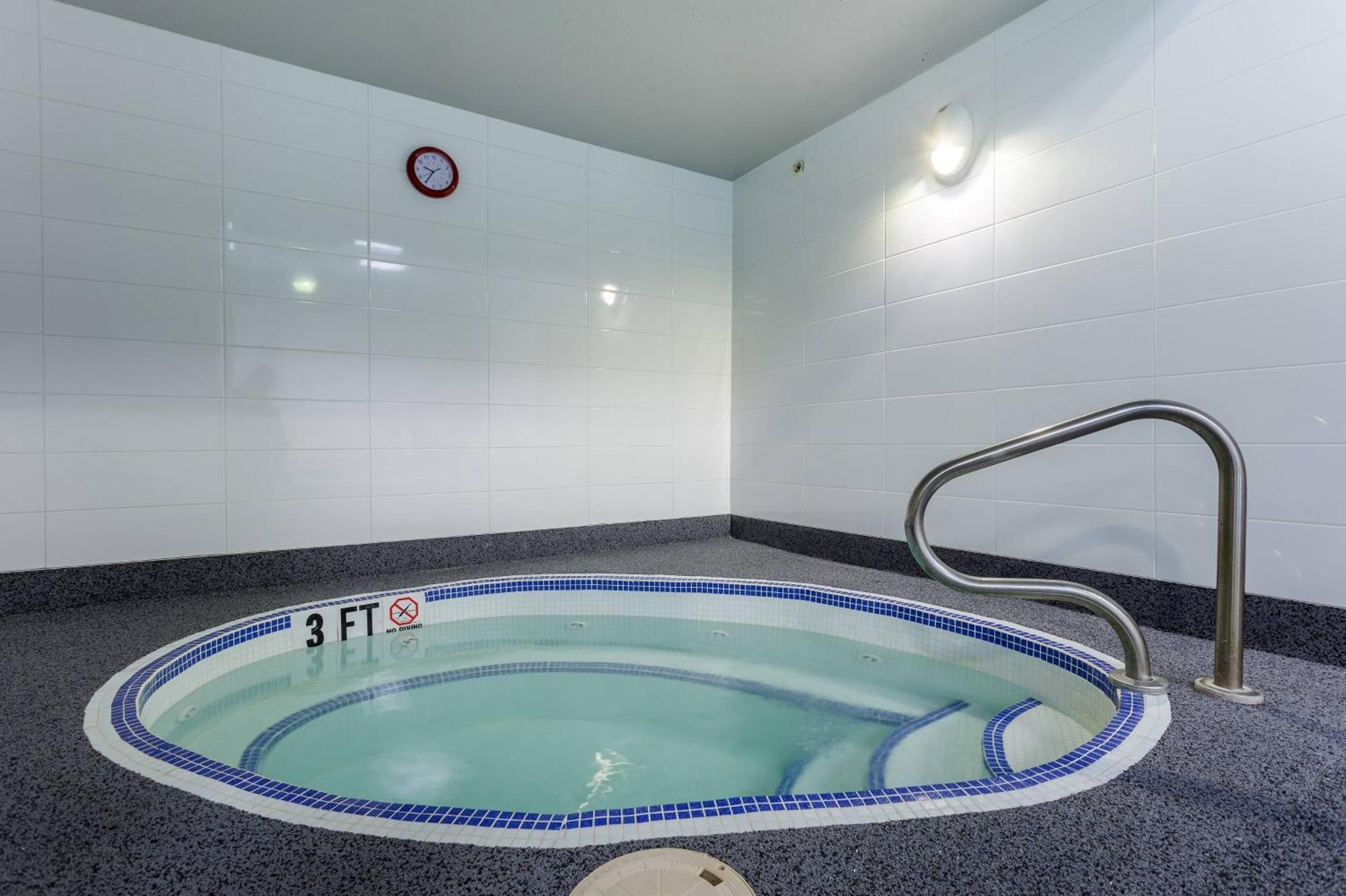 Fairfield Inn & Suites by Marriott Belleville Extérieur photo